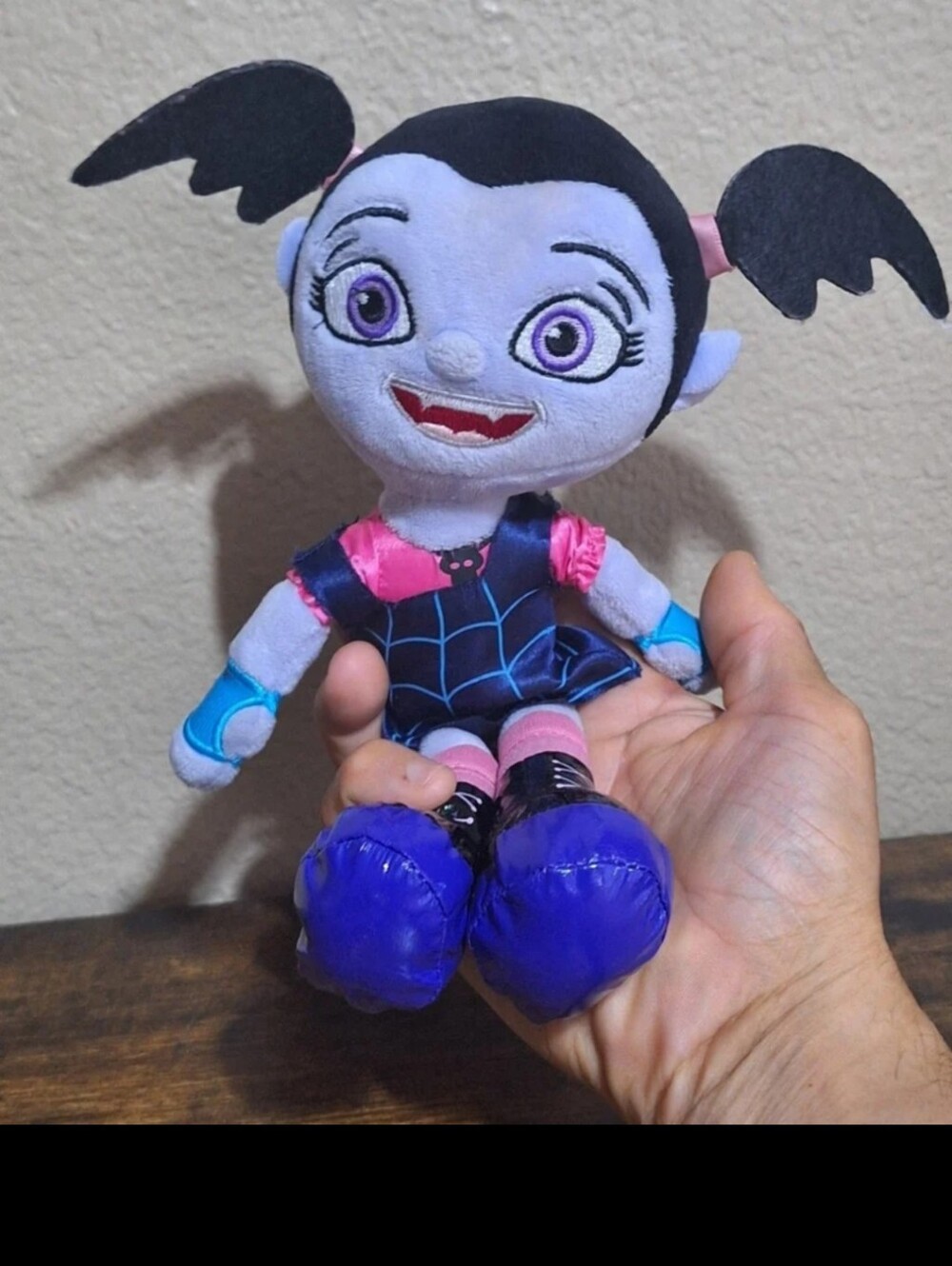Cute Disney Junior VAMPIRINA Dressed As A Rocker 11” Soft Plush Doll.
